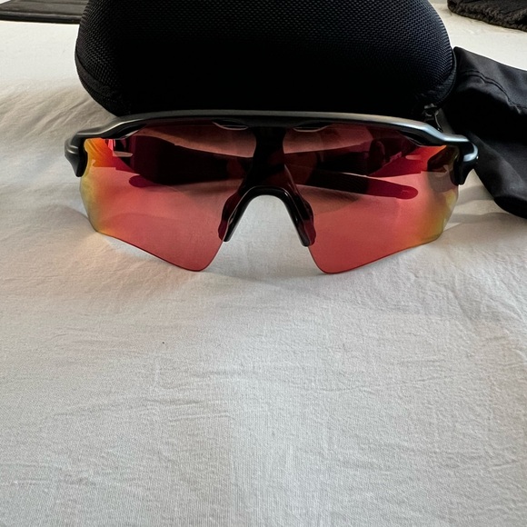 Oakley Radar EV Path - Picture 2 of 3